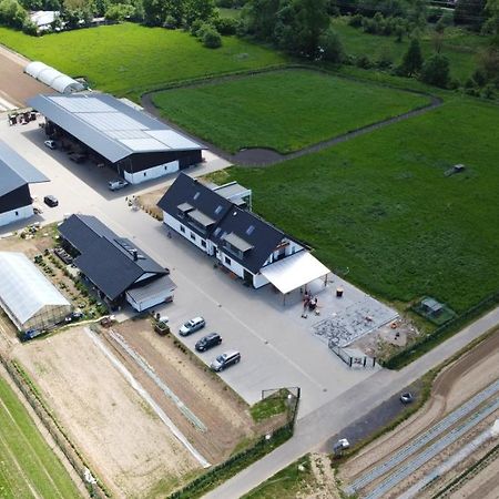 Einladende Ferienwohnung Auf Bauernhof In Sinzig Exterior photo